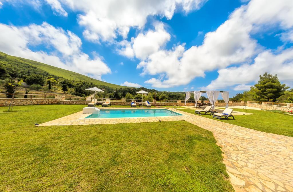 Eden Villas Anafonítria Exterior photo